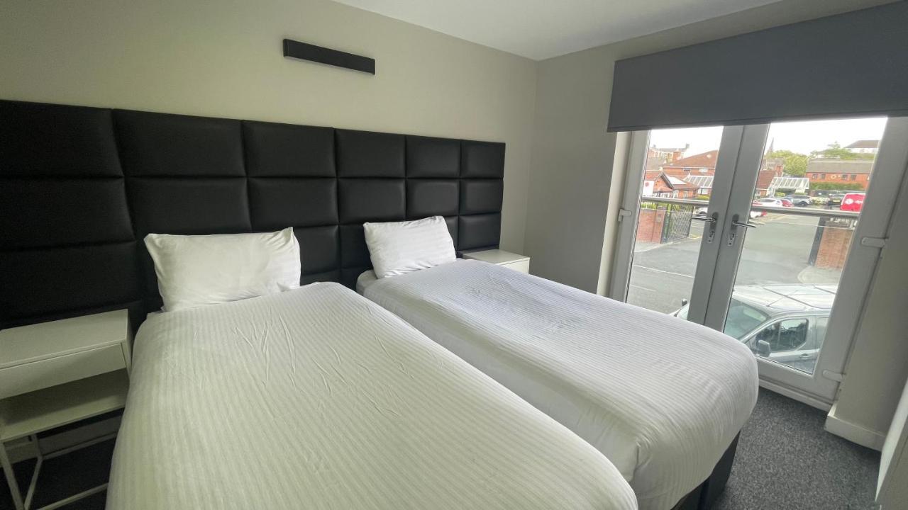 Mays - 102 Mill Street, Free Parking, 2 Minute Walk To Baltic Market And Centre - Sleep 1-10 Guests Aparthotel Liverpool
