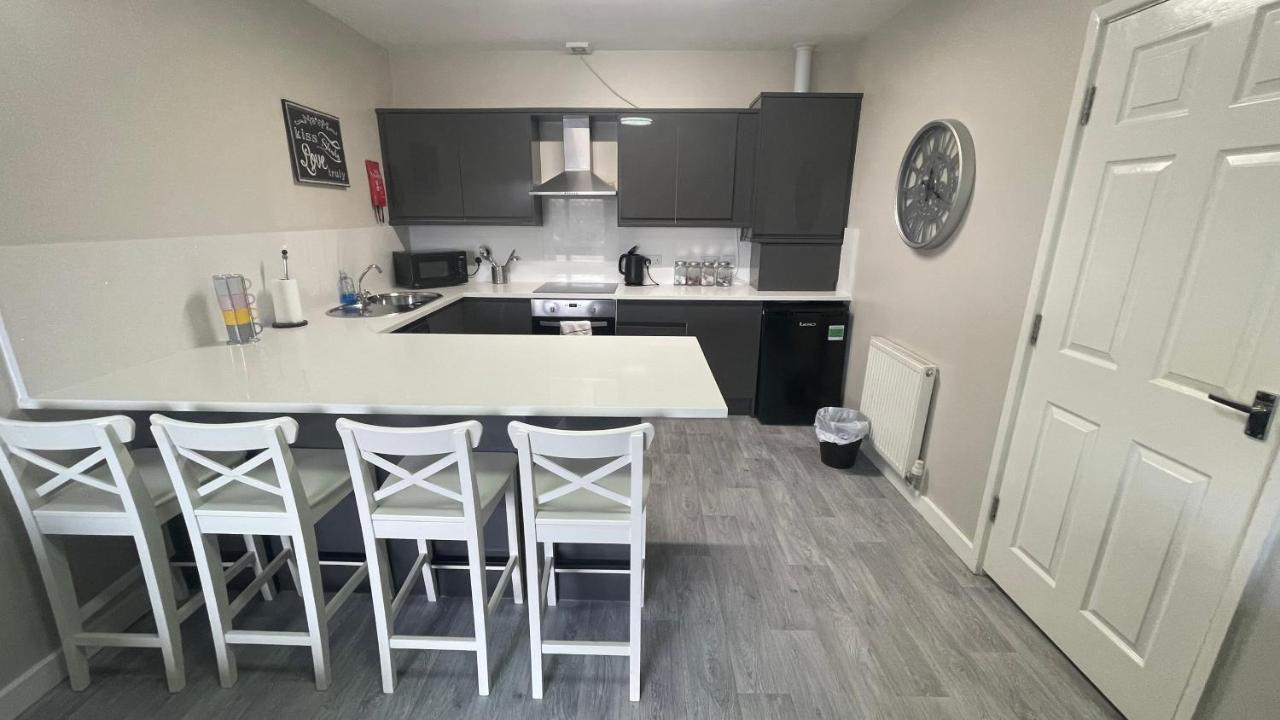 Апарт-отель Mays - 102 Mill Street, Free Parking, 2 Minute Walk To Baltic Market And Centre - Sleep 1-10 Guests Ливерпуль