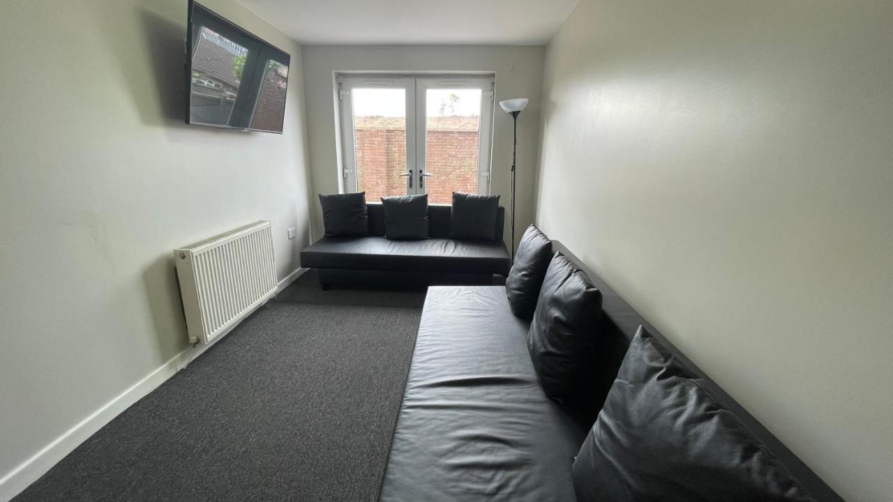 Mays - 102 Mill Street, Free Parking, 2 Minute Walk To Baltic Market And Centre - Sleep 1-10 Guests Апарт-отель Ливерпуль