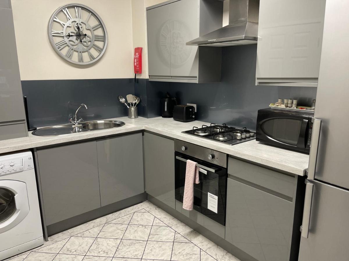 Mays Apartments: Centre Convenience With Free Parking 3* Liverpool