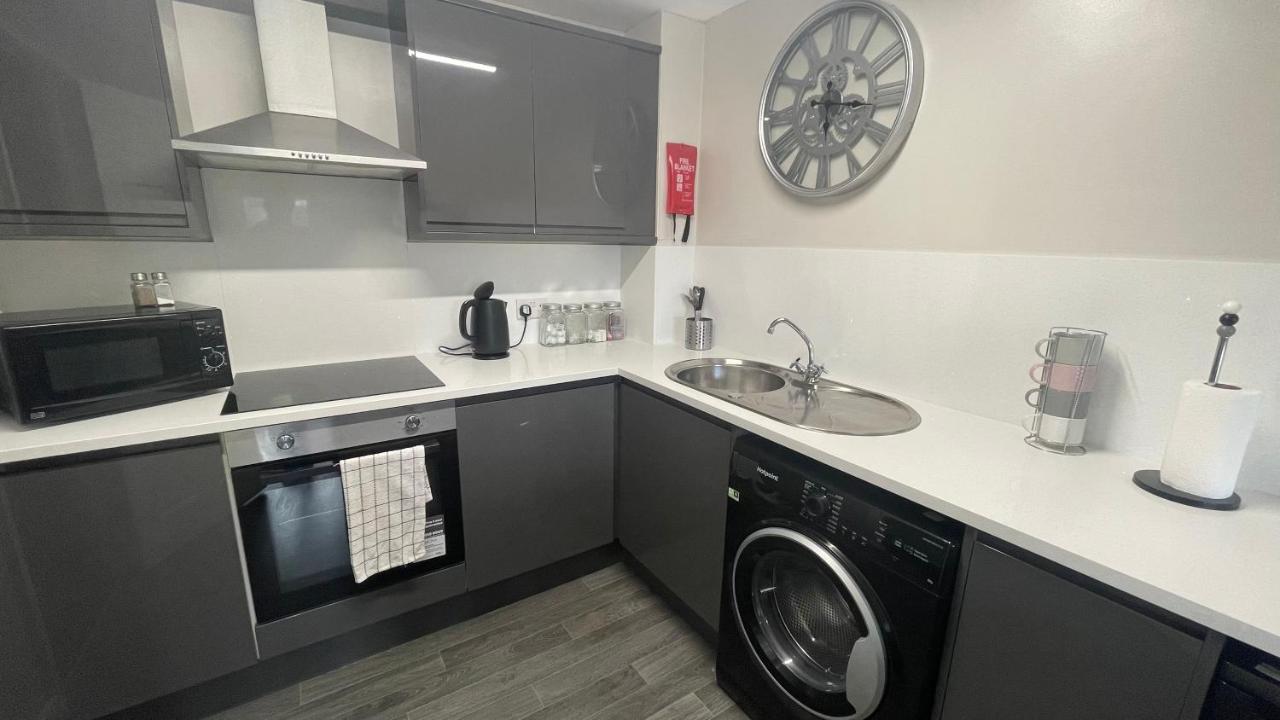 Mays Apartments: Centre Convenience With Free Parking 3* Liverpool