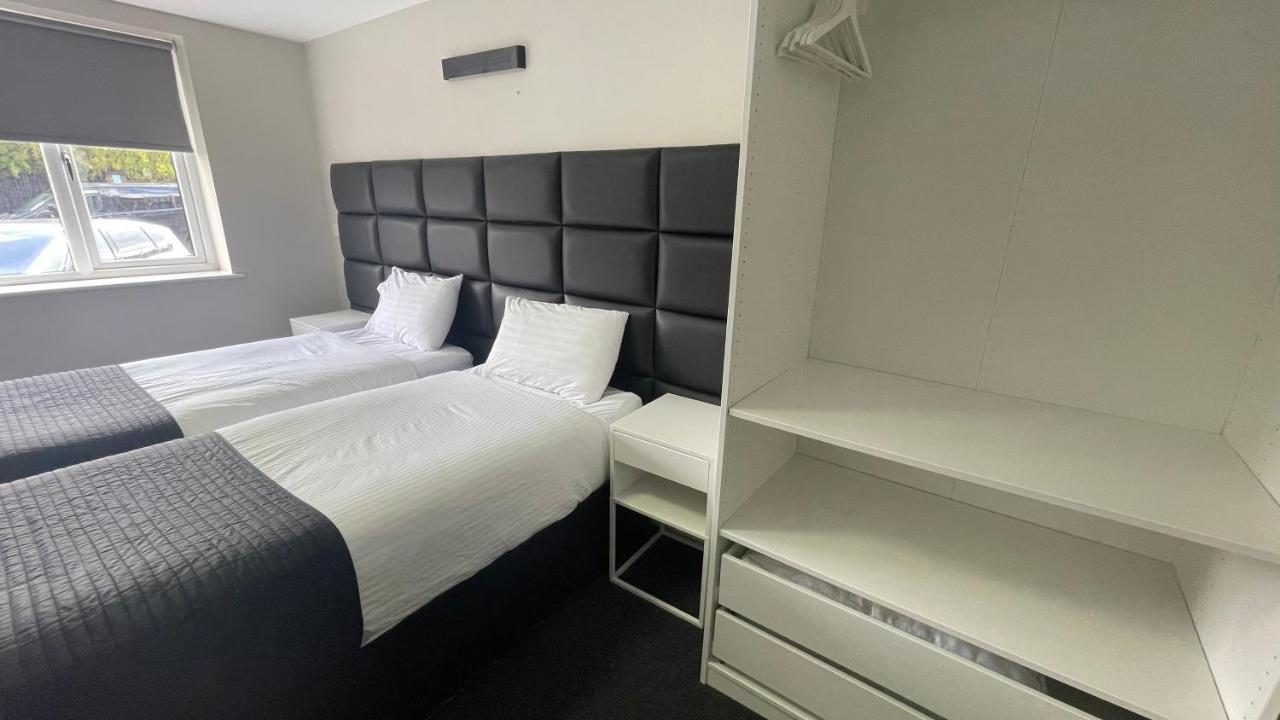 Mays - 102 Mill Street, Free Parking, 2 Minute Walk To Baltic Market And Centre - Sleep 1-10 Guests Apartahotel