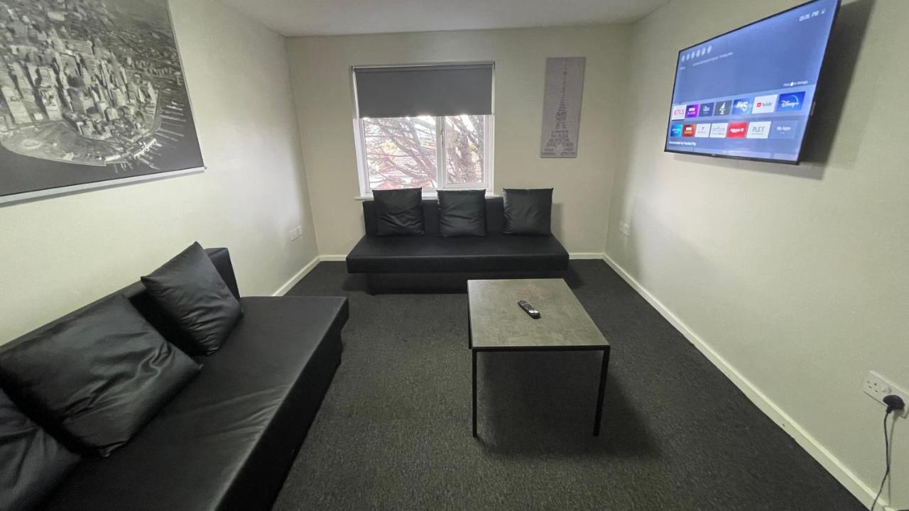 Mays - 102 Mill Street, Free Parking, 2 Minute Walk To Baltic Market And Centre - Sleep 1-10 Guests